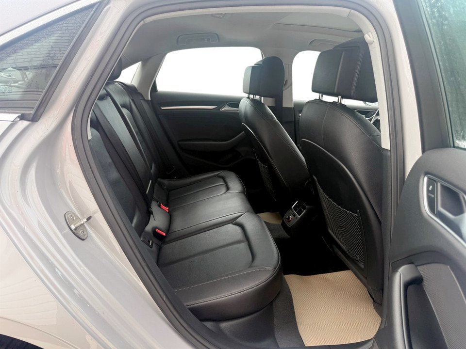 2015 Audi A3 2.0T Progressiv, keyless entry, Cruise control, BT in COLDBROOK, Nova Scotia - 18 - w1024h768px