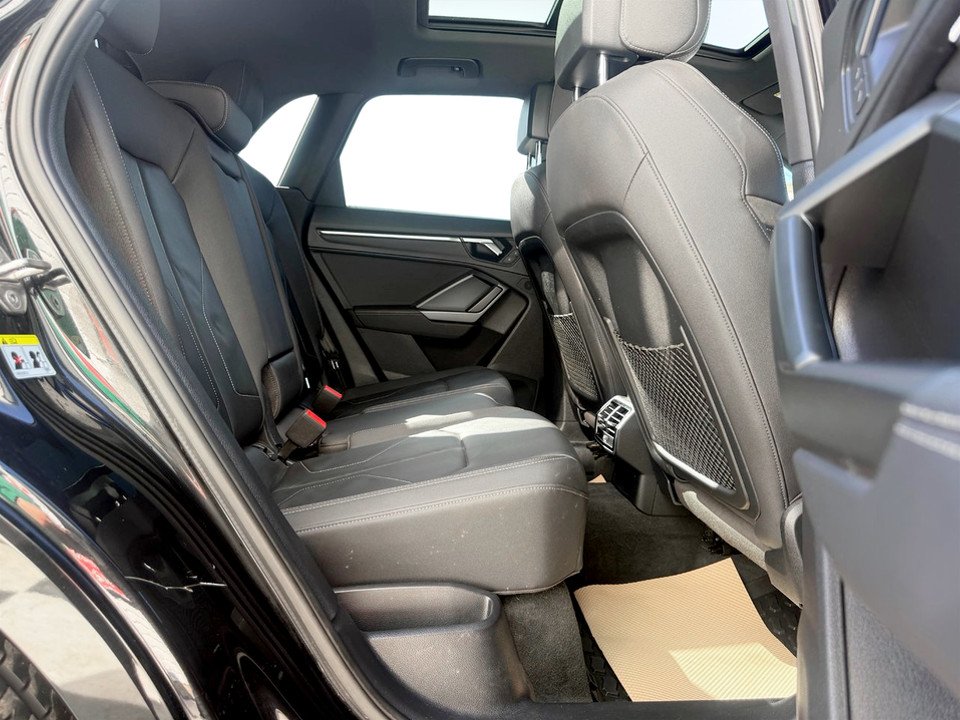 2021 Audi Q3 PREMIUM PLUS S LINE 45 Progressiv, keyless entry, backup camera, BT in COLDBROOK, Nova Scotia - 18 - w1024h768px