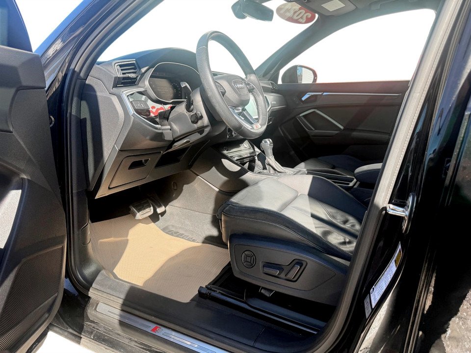 2021 Audi Q3 PREMIUM PLUS S LINE 45 Progressiv, keyless entry, backup camera, BT in COLDBROOK, Nova Scotia - 9 - w1024h768px