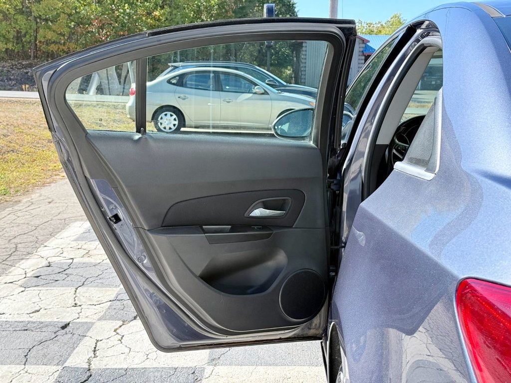 2013 Chevrolet CRUZE LT Turbo | FM/CD/MP3/BT Radio, Rear Camera in COLDBROOK, Nova Scotia - 18 - w1024h768px