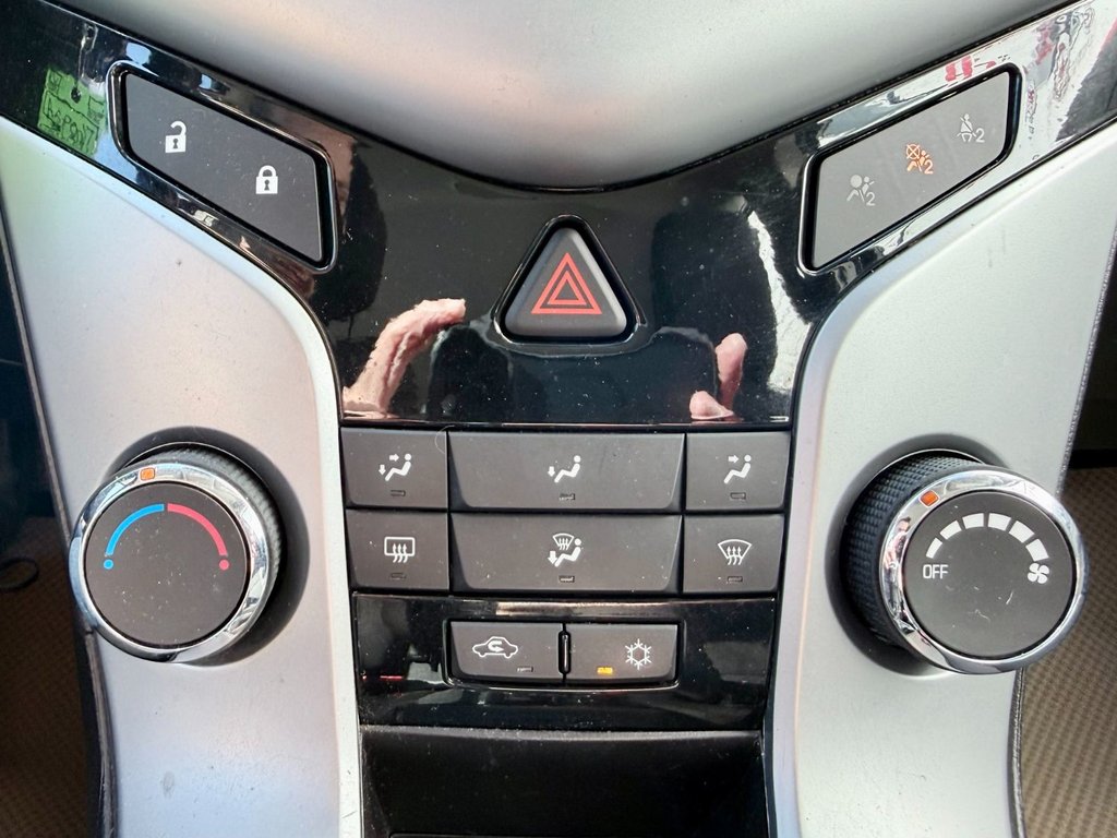 2013 Chevrolet CRUZE LT Turbo | FM/CD/MP3/BT Radio, Rear Camera in COLDBROOK, Nova Scotia - 16 - w1024h768px