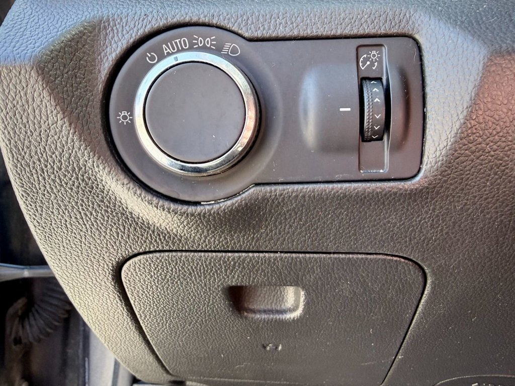 2013 Chevrolet CRUZE LT Turbo | FM/CD/MP3/BT Radio, Rear Camera in COLDBROOK, Nova Scotia - 13 - w1024h768px