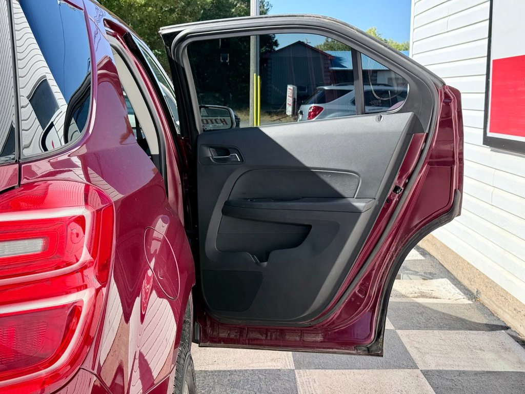 2017 Chevrolet EQUINOX Premier | Rear Camera, Pioneer Audio, Sunroof in COLDBROOK, Nova Scotia - 21 - w1024h768px