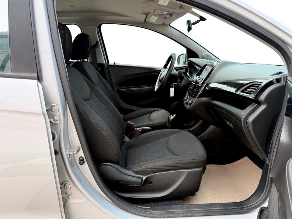 Chevrolet SPARK 1LT, keyless entry, Cruise control, Bluetooth 2021 à Kentville, Nouvelle-Écosse - 19 - w1024h768px