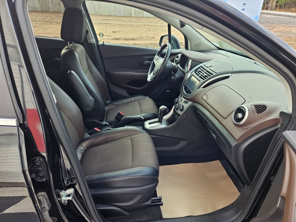 2016 Chevrolet TRAX LT, keyless entry, Backup cam, remote start in COLDBROOK, Nova Scotia - 21 - w1024h768px
