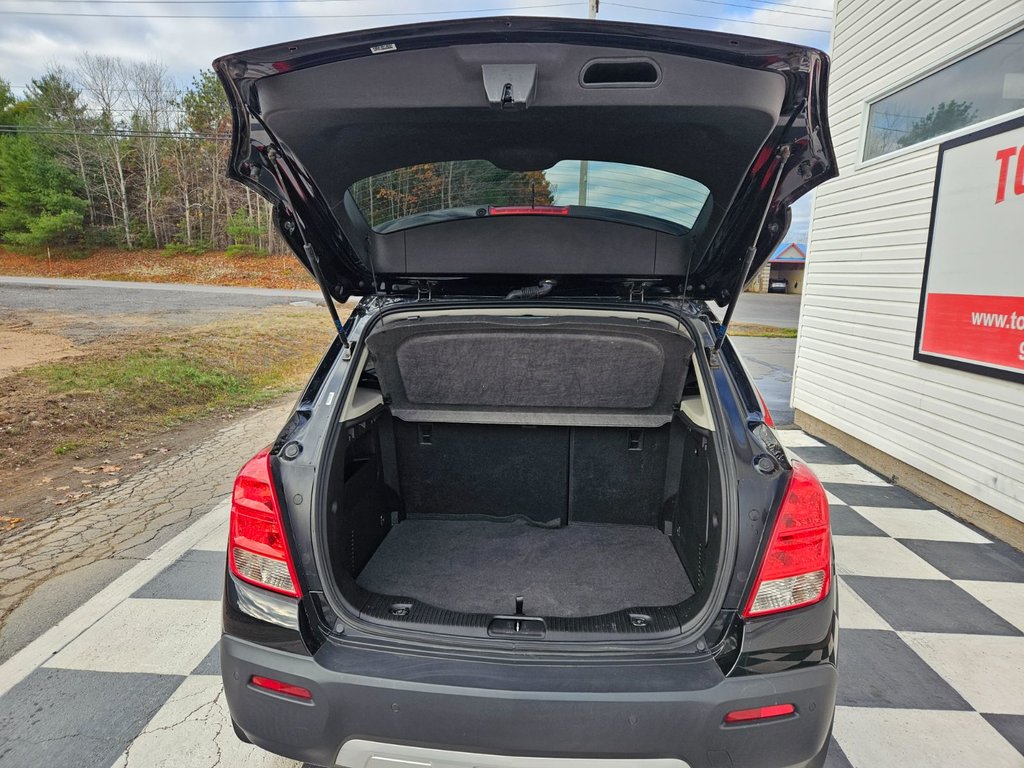 2016 Chevrolet TRAX LT, keyless entry, Backup cam, remote start in COLDBROOK, Nova Scotia - 17 - w1024h768px