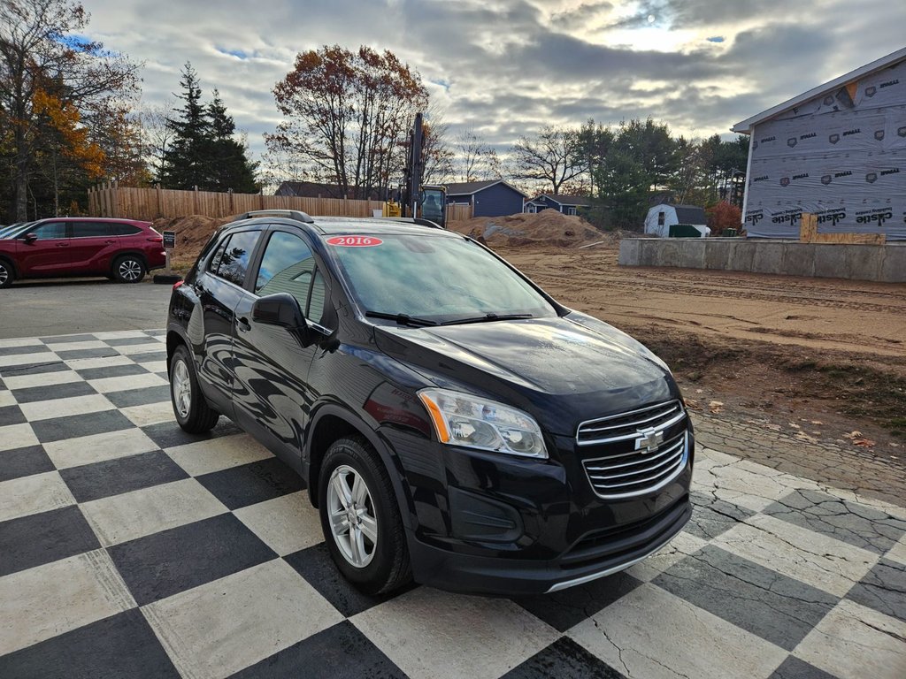 2016 Chevrolet TRAX LT, keyless entry, Backup cam, remote start in COLDBROOK, Nova Scotia - 3 - w1024h768px