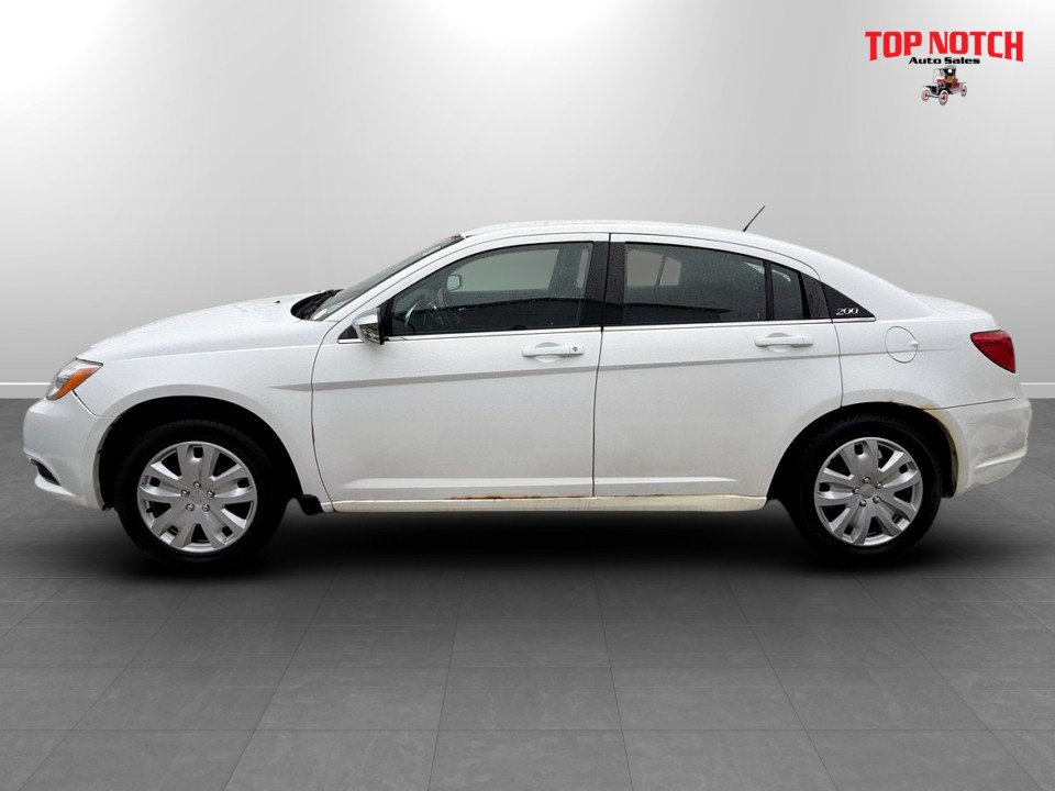 2013 Chrysler 200 LX, Keyless entry, MP3, Cruise control in COLDBROOK, Nova Scotia - 19 - w1024h768px