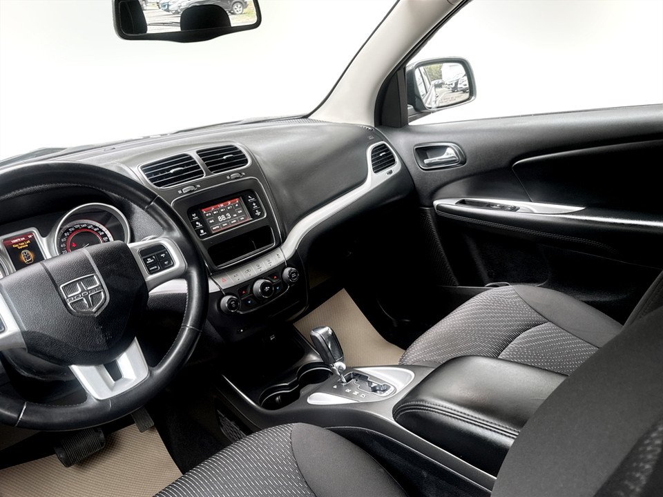 2016 Dodge JOURNEY SE, keyless entry, Remote Start, Bluetooth in COLDBROOK, Nova Scotia - 11 - w1024h768px