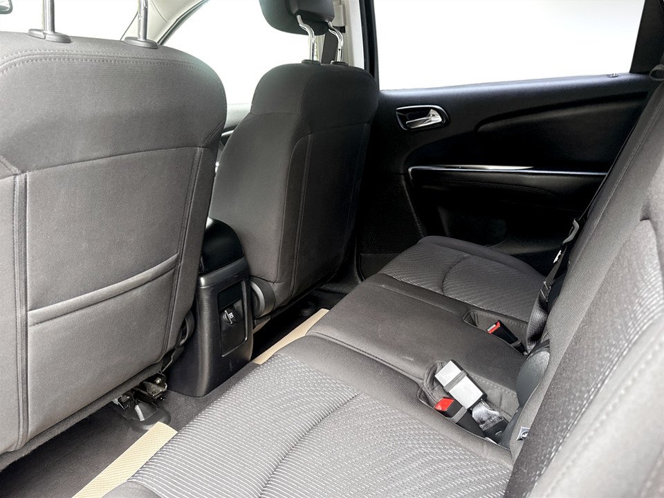 2016 Dodge JOURNEY SE, keyless entry, Remote Start, Bluetooth in COLDBROOK, Nova Scotia - 12 - w1024h768px
