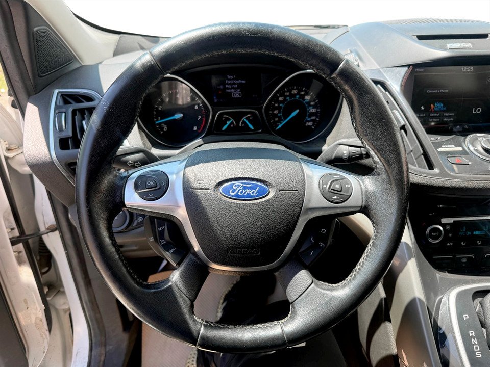 2013 Ford ESCAPE SEL, keyless entry, backup camera, Bluetooth in COLDBROOK, Nova Scotia - 10 - w1024h768px