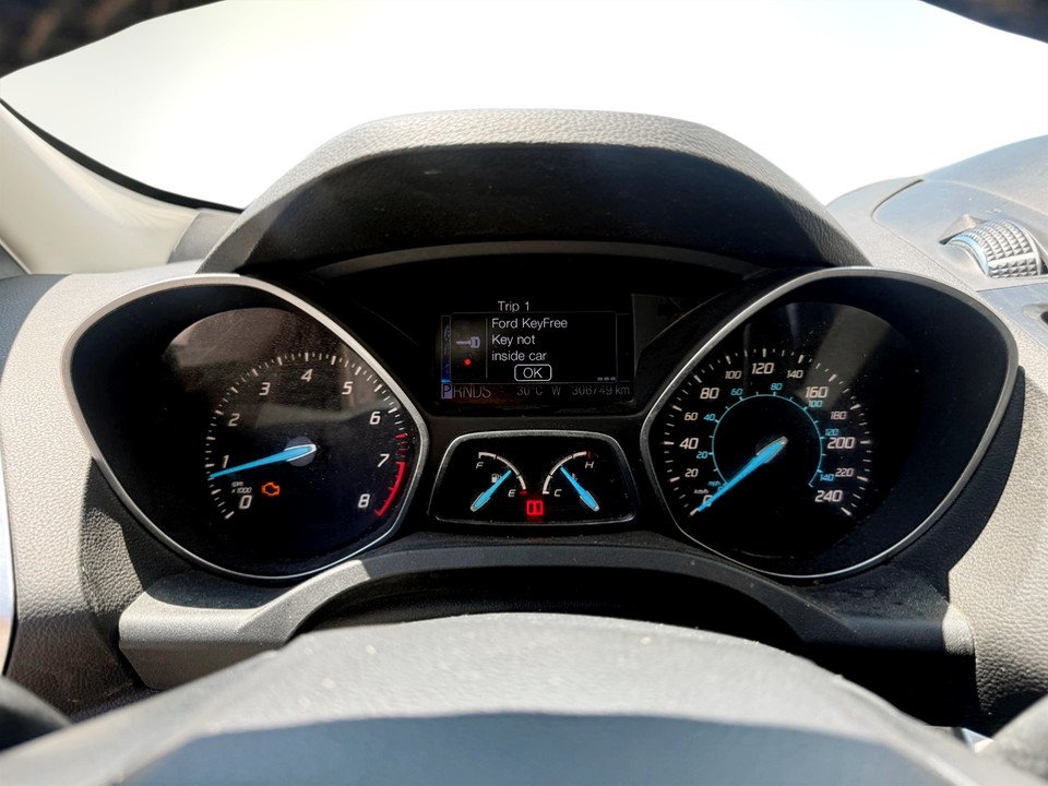 2013 Ford ESCAPE SEL, keyless entry, backup camera, Bluetooth in COLDBROOK, Nova Scotia - 11 - w1024h768px