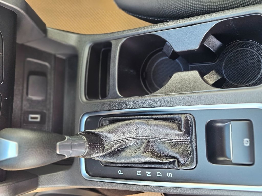 Ford Escape SE 2017 à COLDBROOK, Nouvelle-Écosse - 12 - w1024h768px