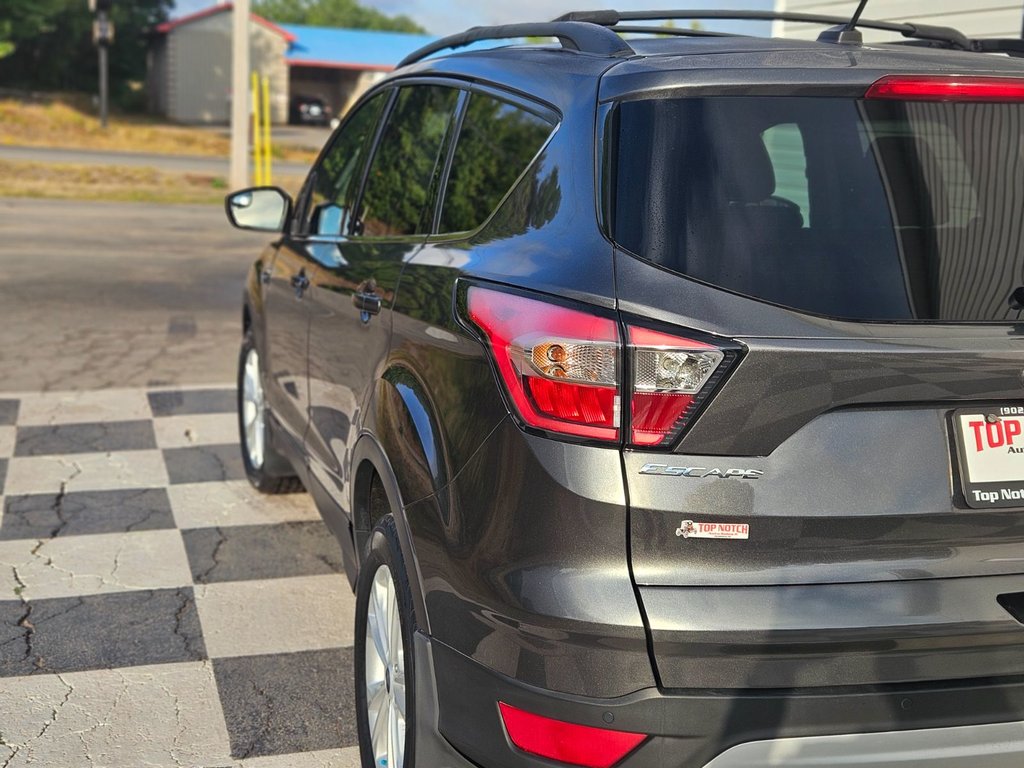 Ford Escape SE 2017 à COLDBROOK, Nouvelle-Écosse - 5 - w1024h768px