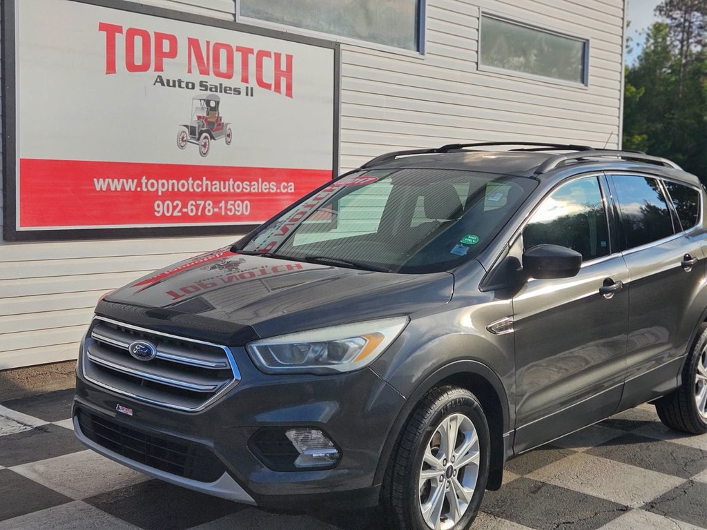 Ford Escape SE 2017 à COLDBROOK, Nouvelle-Écosse - 1 - w1024h768px