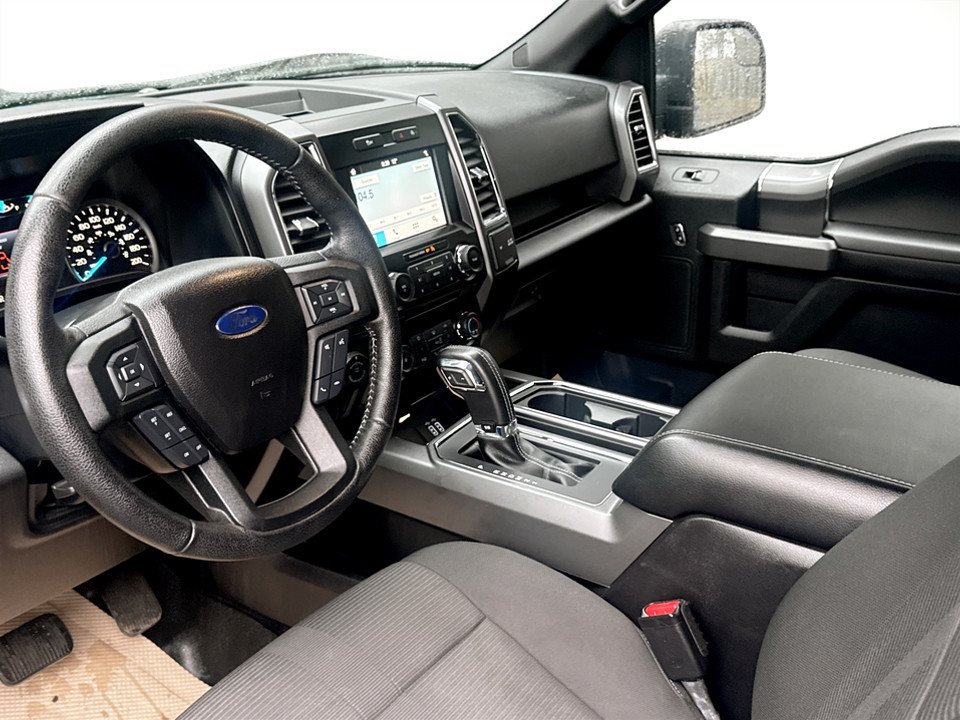 2016 Ford F150 SUPERCREW, keyless entry, Cruise control, BT in COLDBROOK, Nova Scotia - 6 - w1024h768px