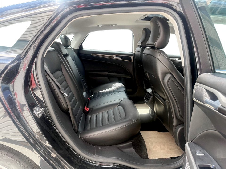 Ford FUSION SE, keyless entry, backup camera, Bluetooth 2016 à Kentville, Nouvelle-Écosse - 18 - w1024h768px