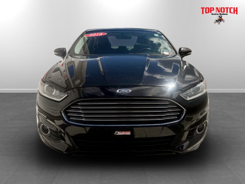 Ford FUSION SE, keyless entry, backup camera, Bluetooth 2016 à Kentville, Nouvelle-Écosse - 2 - w1024h768px
