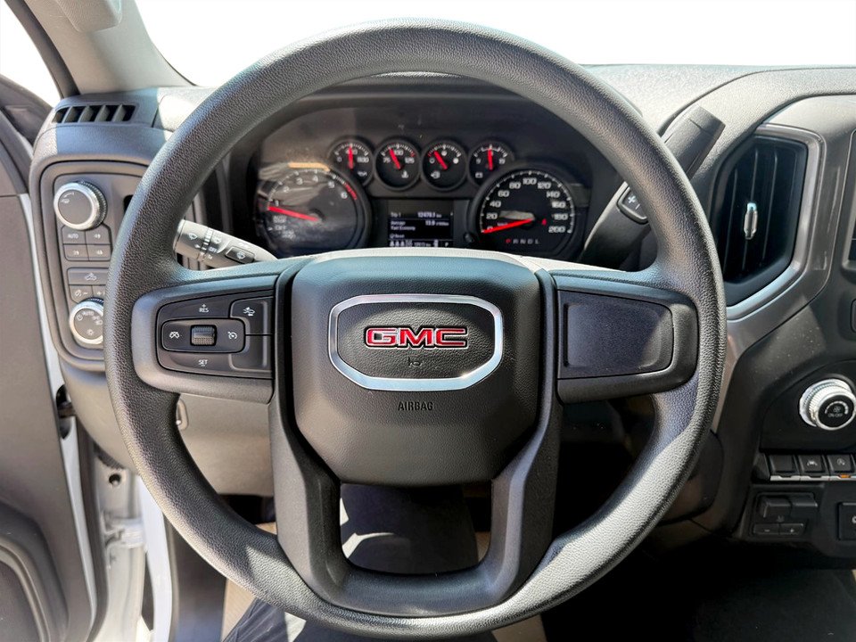 2025 GMC SIERRA K1500 Pro, keyless entry, backup camera, Bluetooth in COLDBROOK, Nova Scotia - 10 - w1024h768px
