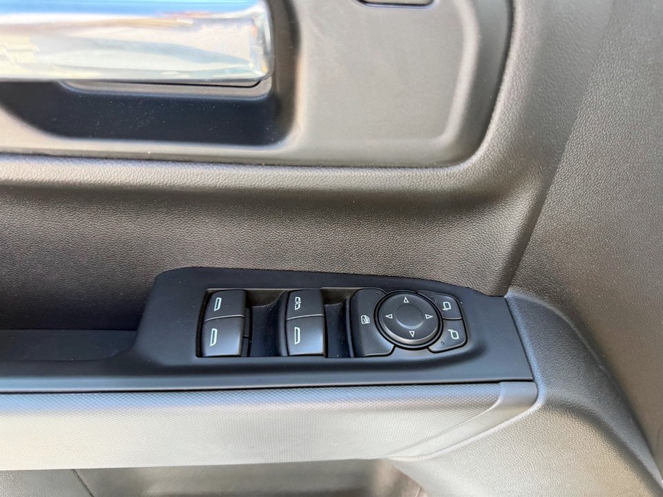 2025 GMC SIERRA K1500 Pro, keyless entry, backup camera, Bluetooth in COLDBROOK, Nova Scotia - 8 - w1024h768px