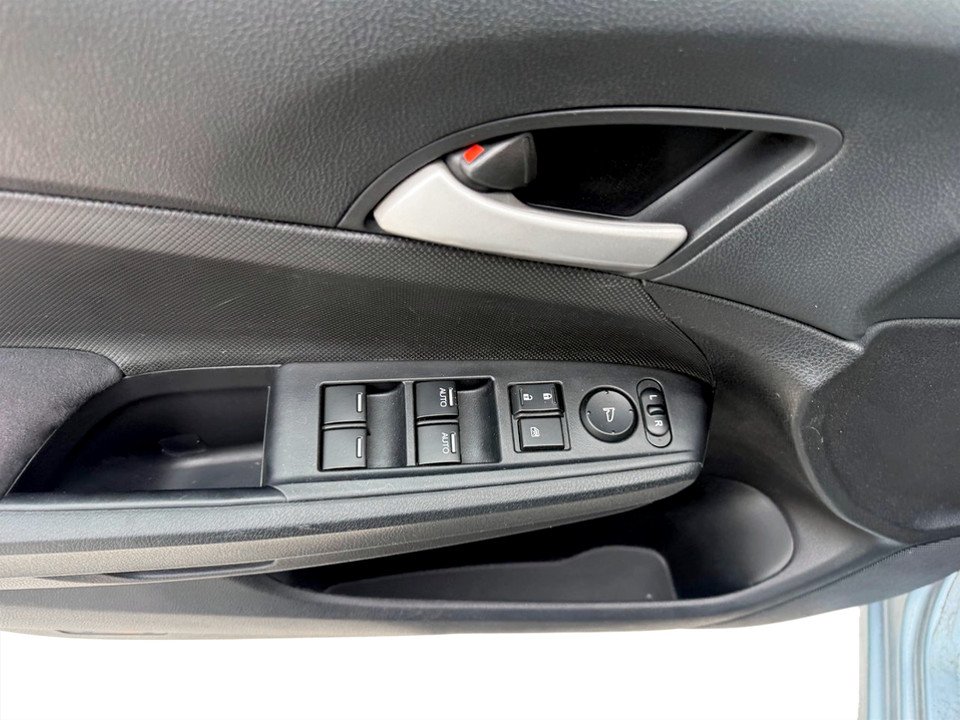 2011 Honda ACCORD SE, keyless entry, backup camera, Bluetooth in COLDBROOK, Nova Scotia - 8 - w1024h768px