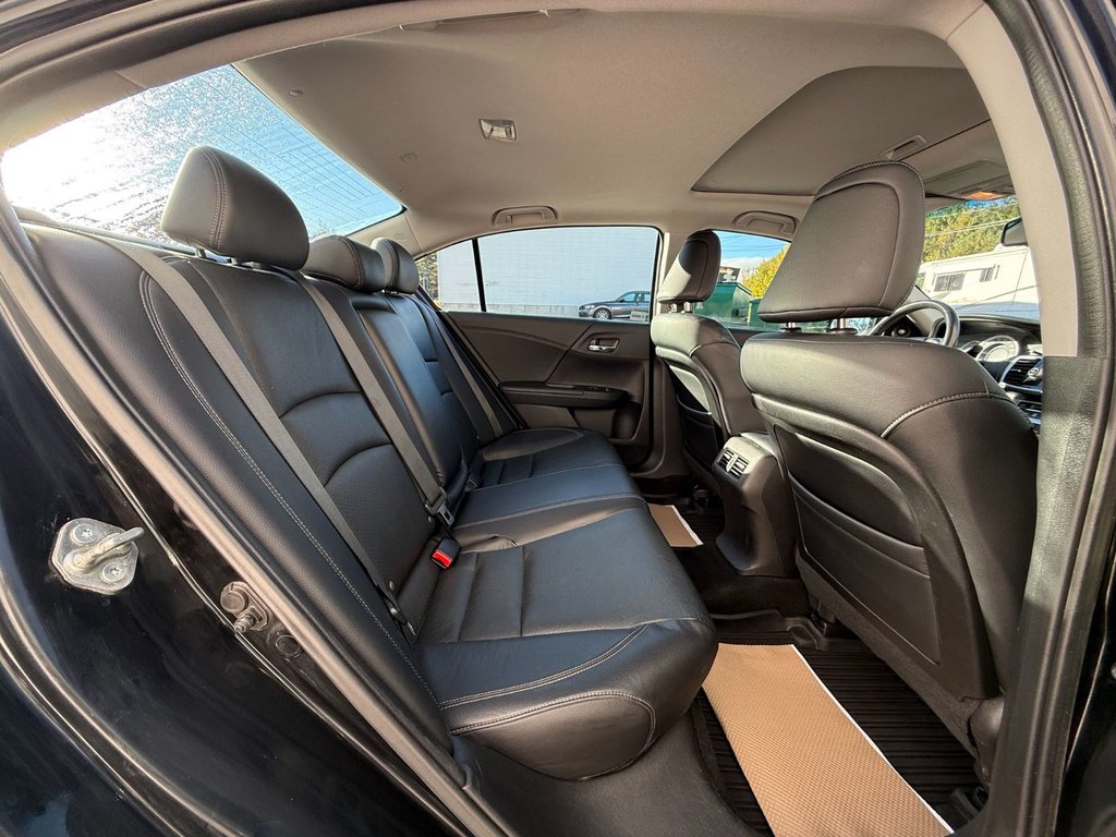 2014 Honda Accord V6 Touring | Rear Camera, Premium Audio, Bluetooth in COLDBROOK, Nova Scotia - 19 - w1024h768px