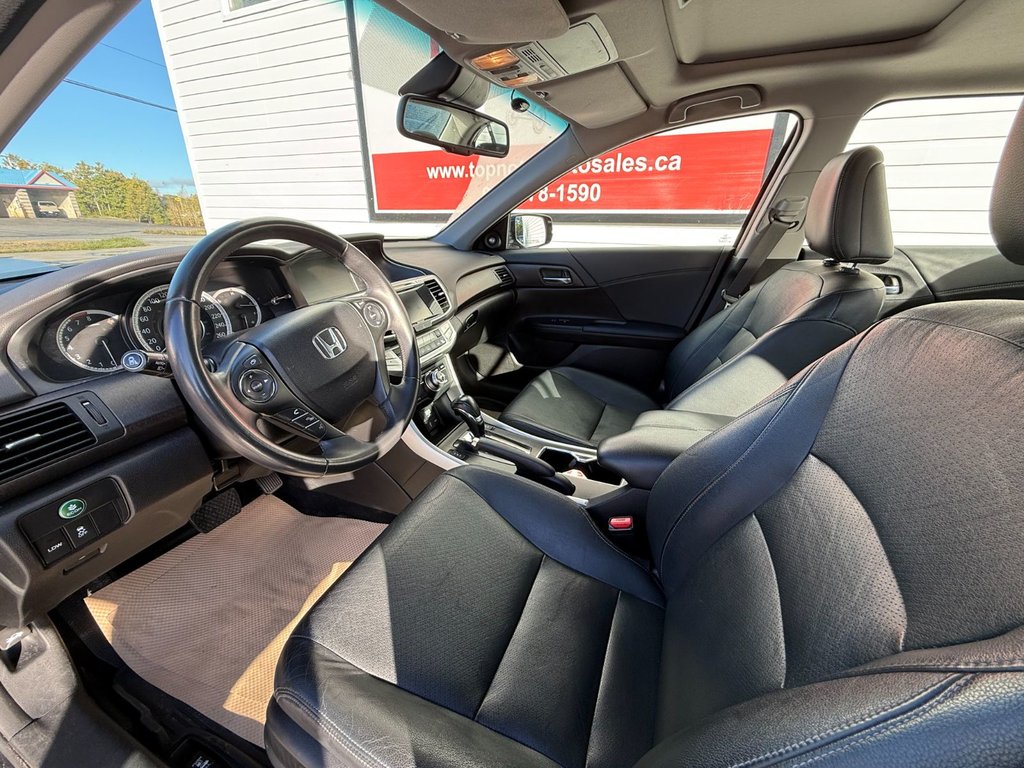 2014 Honda Accord V6 Touring | Rear Camera, Premium Audio, Bluetooth in COLDBROOK, Nova Scotia - 8 - w1024h768px