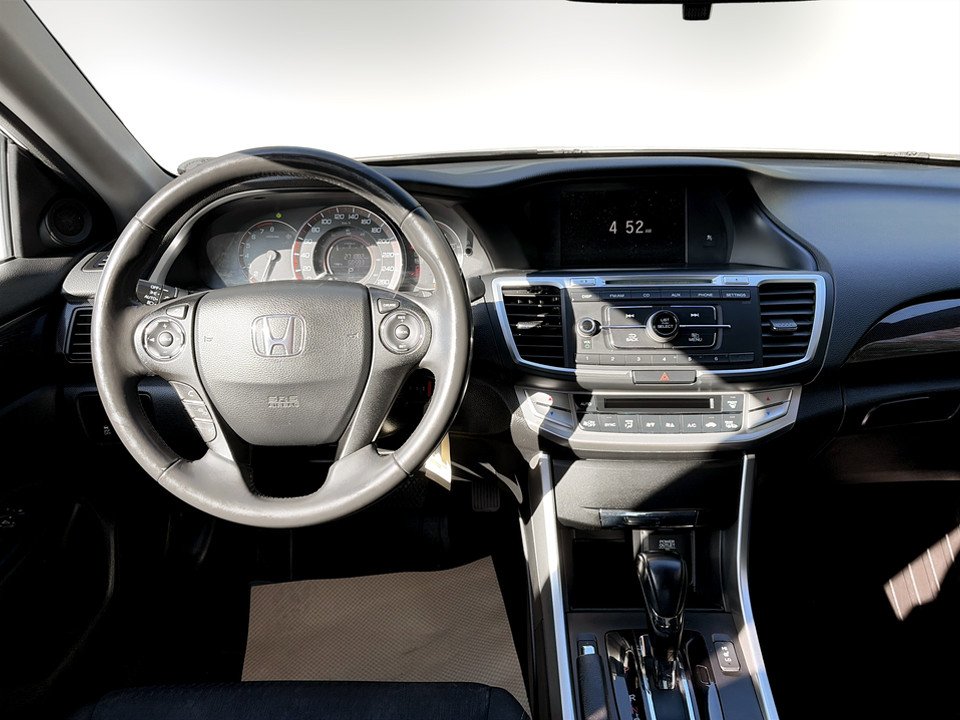 2014 Honda ACCORD Sport, keyless entry, Cruise control, Bluetooth in Kentville, Nova Scotia - 10 - w1024h768px