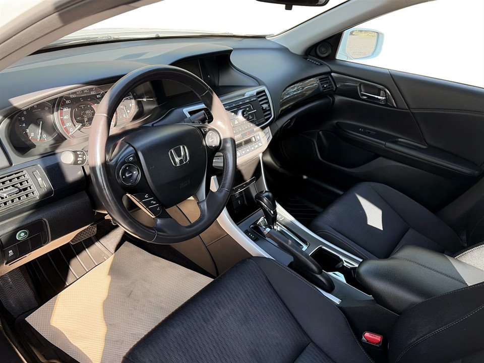 2014 Honda ACCORD Sport, keyless entry, Cruise control, Bluetooth in Kentville, Nova Scotia - 11 - w1024h768px