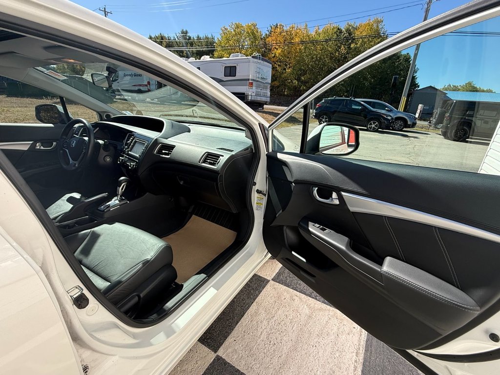 2013 Honda Civic Sedan Touring | CD/MP3 Player, Reverse Camera, A/C in COLDBROOK, Nova Scotia - 20 - w1024h768px