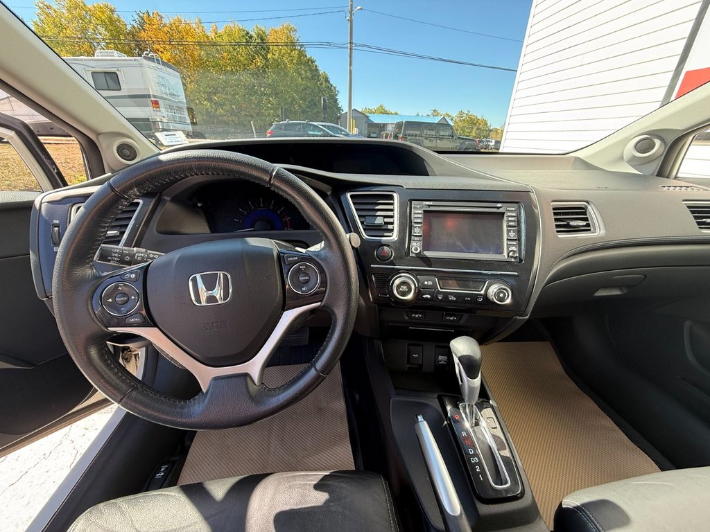2013 Honda Civic Sedan Touring | CD/MP3 Player, Reverse Camera, A/C in COLDBROOK, Nova Scotia - 11 - w1024h768px