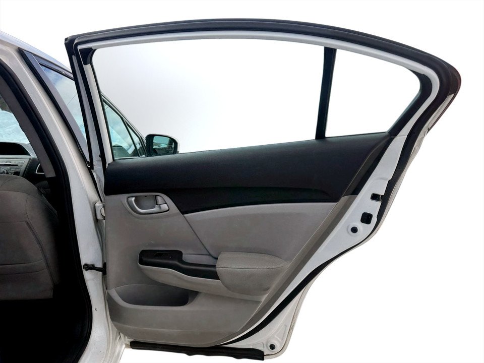 2015 Honda CIVIC LX, keyless entry, Cruise control, Bluetooth in COLDBROOK, Nova Scotia - 16 - w1024h768px