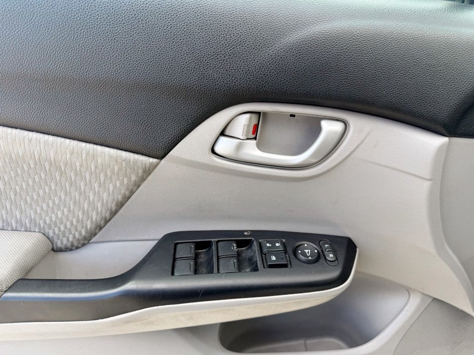 2015 Honda CIVIC LX, keyless entry, Cruise control, Bluetooth in COLDBROOK, Nova Scotia - 8 - w1024h768px