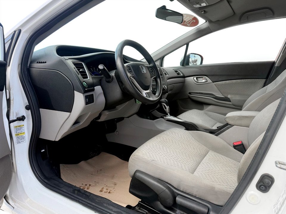 2015 Honda CIVIC LX, keyless entry, Cruise control, Bluetooth in COLDBROOK, Nova Scotia - 9 - w1024h768px