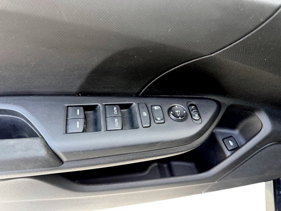 Honda CIVIC LX, keyless entry, backup camera, Bluetooth 2017 à COLDBROOK, Nouvelle-Écosse - 8 - w1024h768px