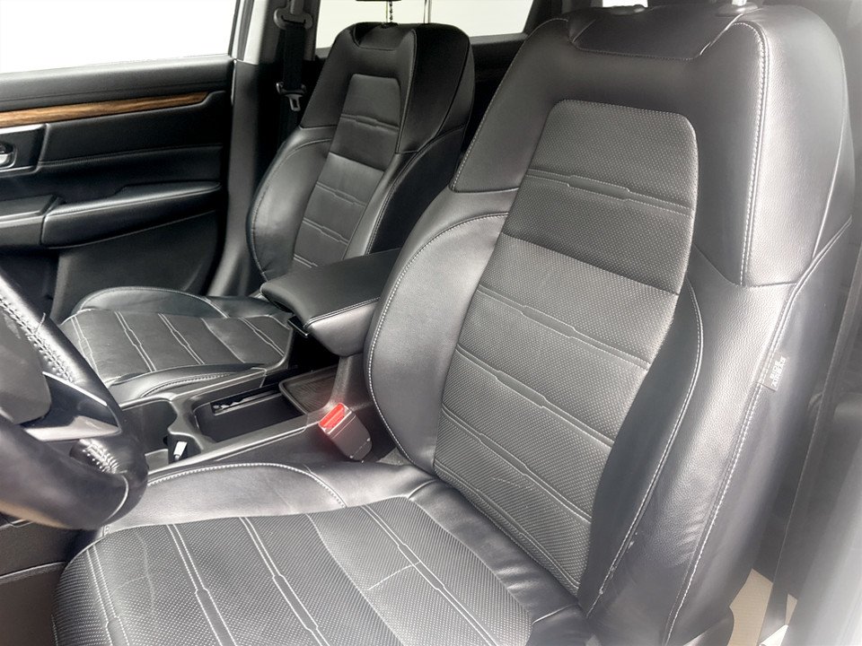 2017 Honda CR-V TOURING Touring, keyless entry, backup camera, Bluetooth in COLDBROOK, Nova Scotia - 7 - w1024h768px