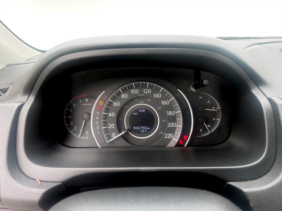 2016 Honda CR-V Touring, keyless entry, backup camera, Bluetooth in COLDBROOK, Nova Scotia - 11 - w1024h768px