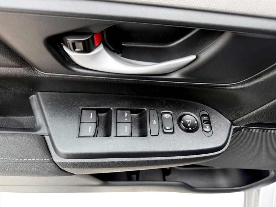 Honda CR-V LX, keyless entry, backup camera, Bluetooth 2018 à Kentville, Nouvelle-Écosse - 8 - w1024h768px
