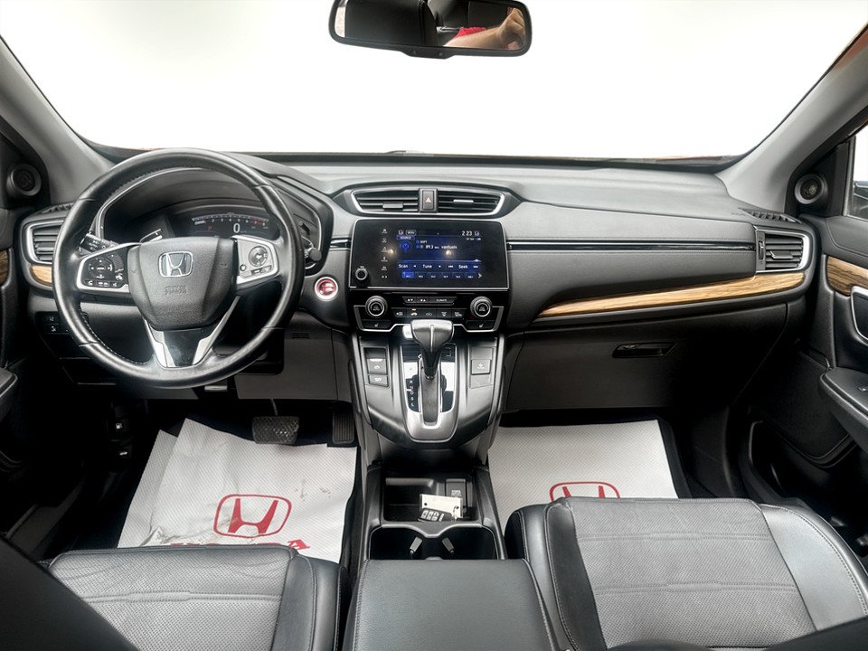 2018 Honda CR-V Touring, keyless entry, backup camera, Bluetooth in COLDBROOK, Nova Scotia - 10 - w1024h768px
