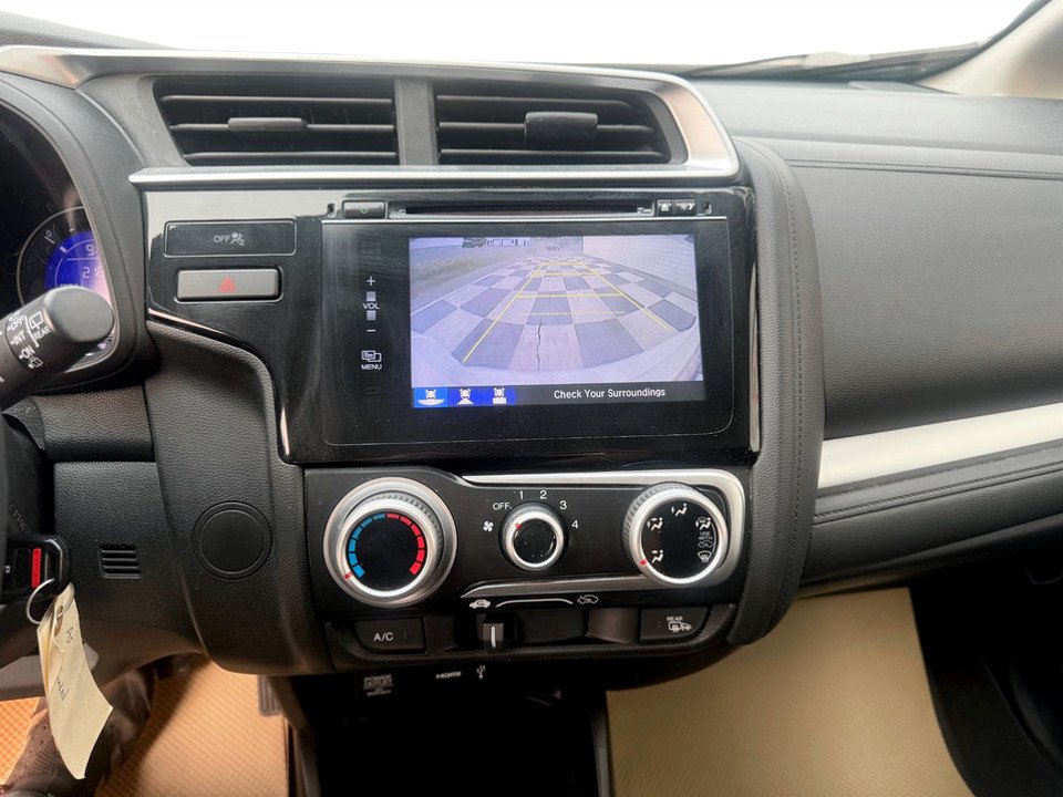 2015 Honda FIT EX, keyless entry, backup camera, Bluetooth in COLDBROOK, Nova Scotia - 13 - w1024h768px
