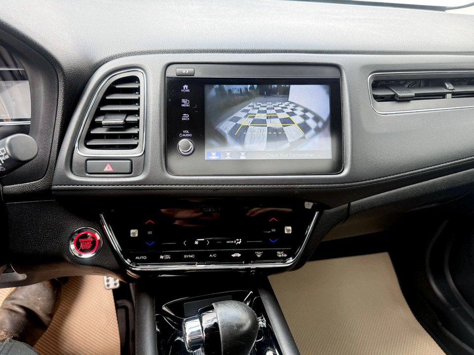 Honda HR-V Touring, keyless entry, backup camera, Bluetooth 2020 à COLDBROOK, Nouvelle-Écosse - 12 - w1024h768px