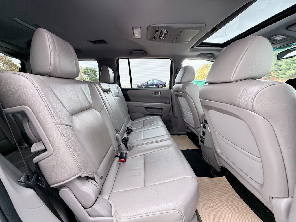 Honda PILOT EX-L | CD/MP3 Player, Sunroof, Leather Seats 2015 à COLDBROOK, Nouvelle-Écosse - 24 - w1024h768px