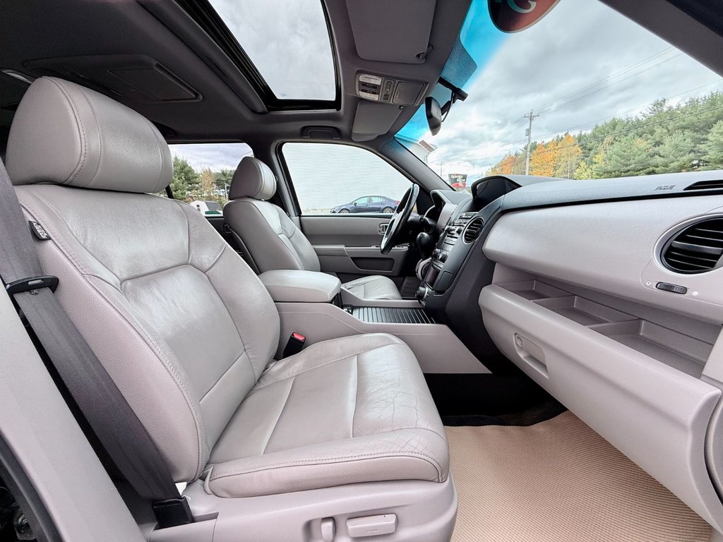 Honda PILOT EX-L | CD/MP3 Player, Sunroof, Leather Seats 2015 à COLDBROOK, Nouvelle-Écosse - 26 - w1024h768px