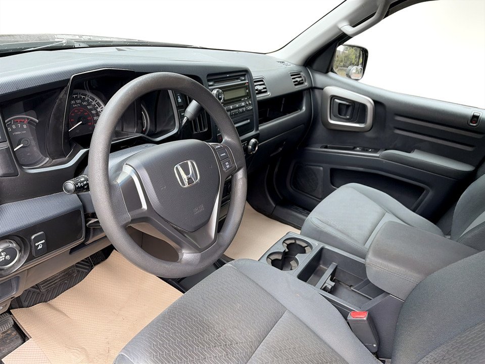 2010 Honda RIDGELINE RTL RTL, keyless entry, Cruise control, Bluetooth in Kentville, Nova Scotia - 11 - w1024h768px