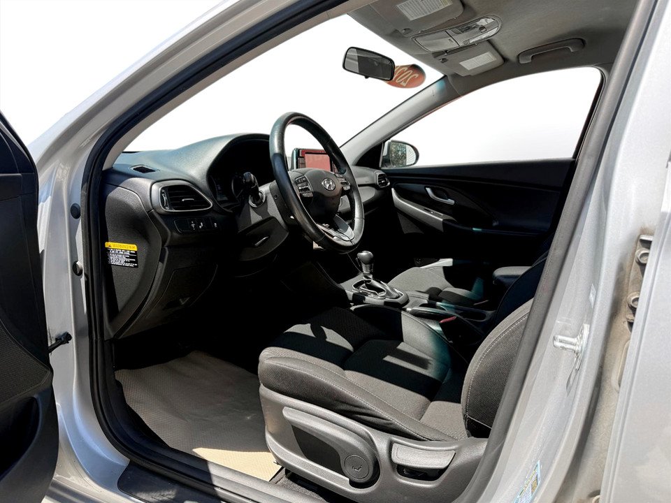 2020 Hyundai ELANTRA GT Preferred, keyless entry, BACKUP CAMERA, Bluetooth in COLDBROOK, Nova Scotia - 9 - w1024h768px