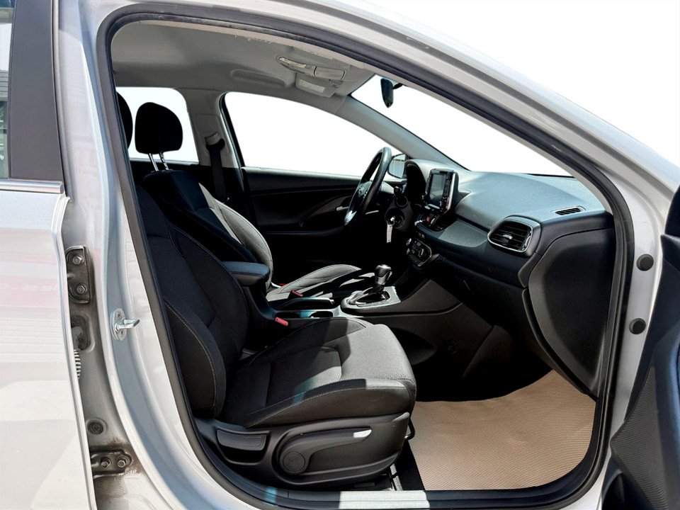 2020 Hyundai ELANTRA GT Preferred, keyless entry, BACKUP CAMERA, Bluetooth in COLDBROOK, Nova Scotia - 19 - w1024h768px