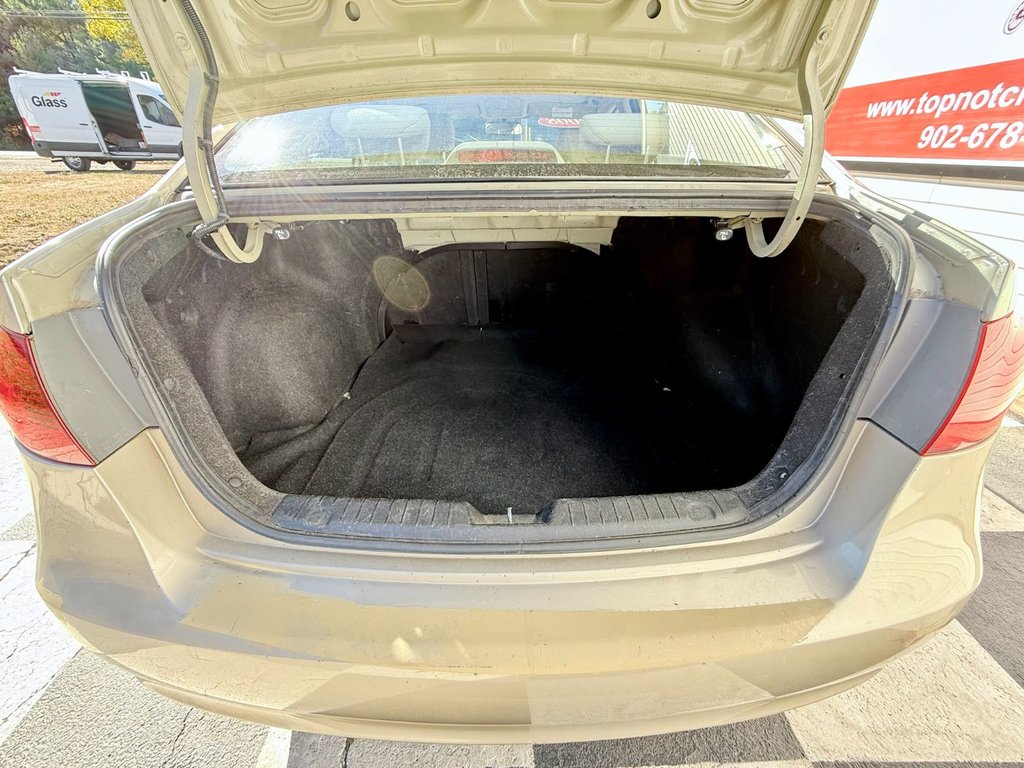 2008 Hyundai ELANTRA GL | Power Windows, CD/MP3 Player in COLDBROOK, Nova Scotia - 18 - w1024h768px