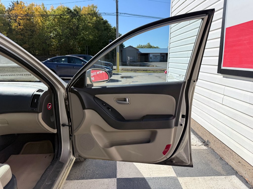 2008 Hyundai ELANTRA GL | Power Windows, CD/MP3 Player in COLDBROOK, Nova Scotia - 19 - w1024h768px