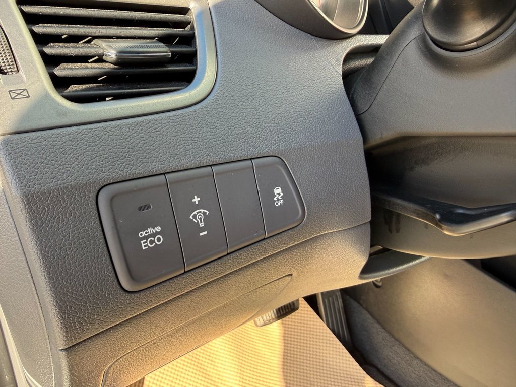 2013 Hyundai Elantra GLS | CD/MP3 Player | Front-wheel Drive in COLDBROOK, Nova Scotia - 8 - w1024h768px