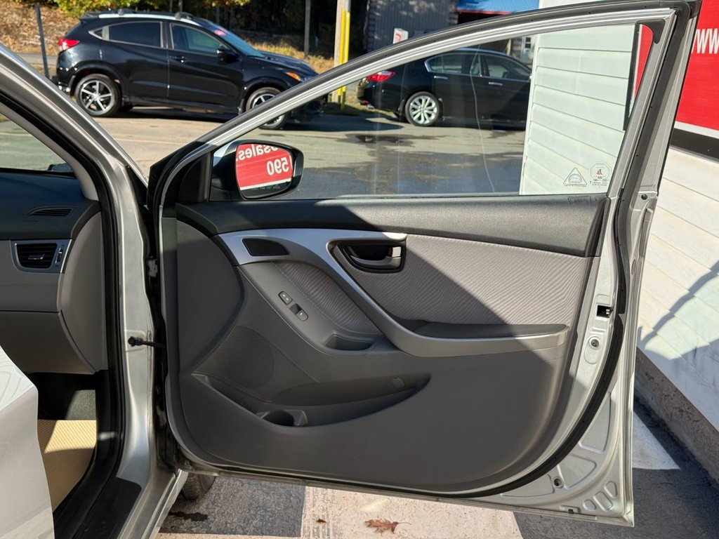 2013 Hyundai Elantra GLS | CD/MP3 Player | Front-wheel Drive in COLDBROOK, Nova Scotia - 20 - w1024h768px